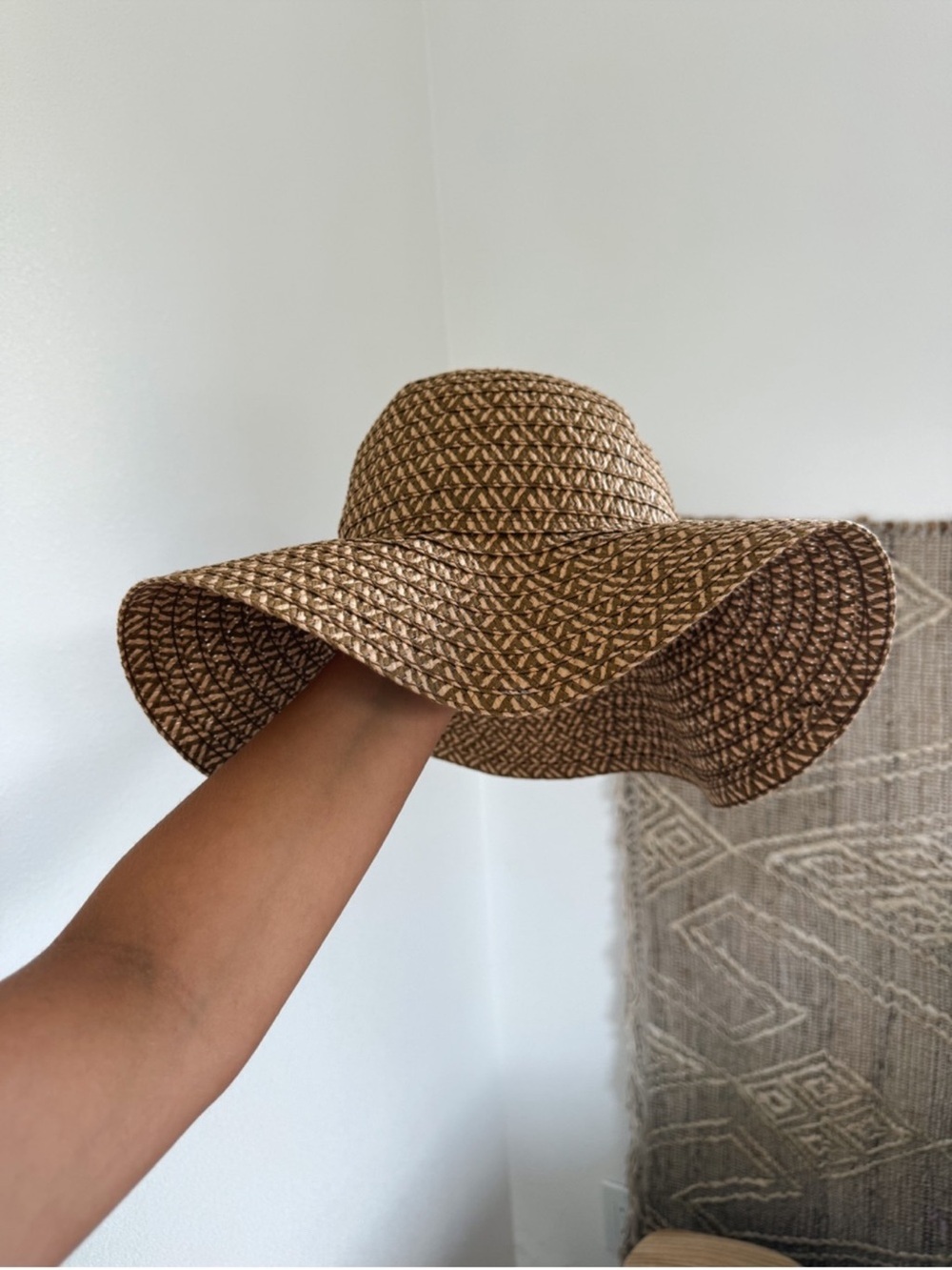 Wide Brim Floppy Straw Sun Hat - Brown - Picture 2 of 4